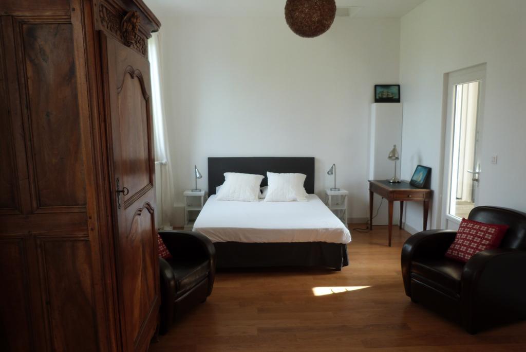 La Maison De Roussille Bed and Breakfast Francheville  Habitación foto