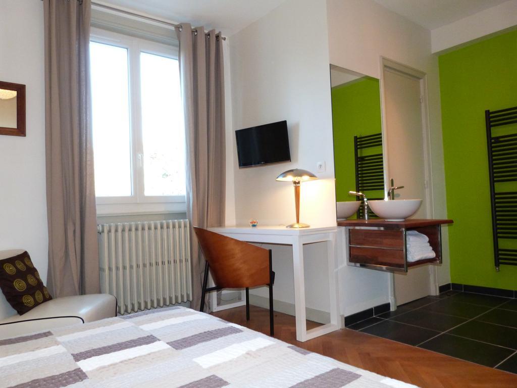La Maison De Roussille Bed and Breakfast Francheville  Habitación foto